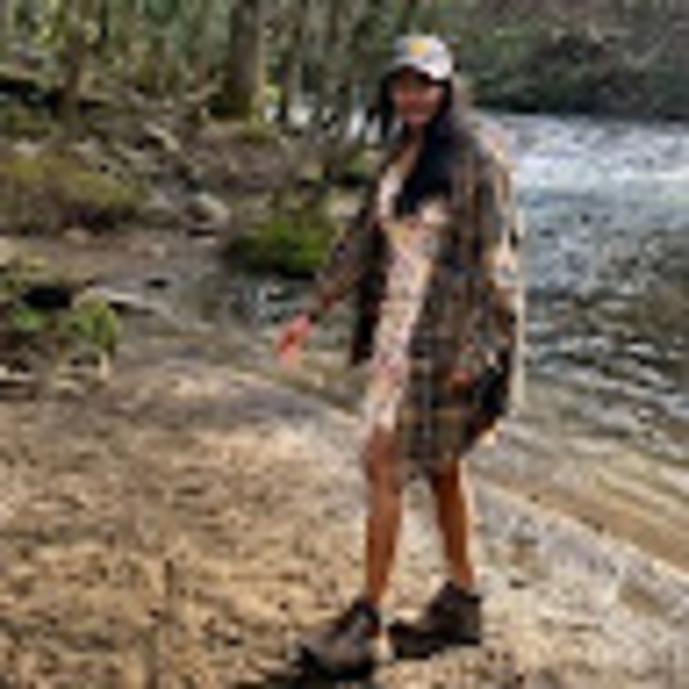 Meet your Posher, Andrea